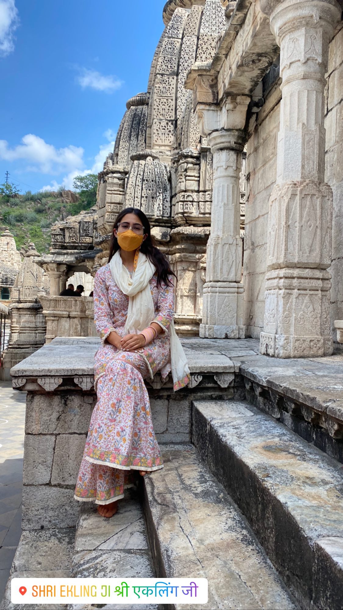 Sara Ali Khan in a cotton sharara set at Udaipur's Shri Ekling Ji Temple(Instagram/saraalikhan95)