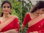 Keerthy Suresh in beautiful red Banarasi saree shows how to deck up for festive season(Instagram/@keerthysuresh) Keerthy Suresh in beautiful red Banarasi saree shows how to deck up for festive season(Instagram/@keerthysuresh)