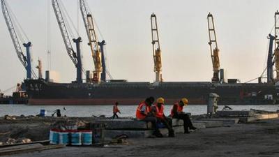 The consignment was intercepted by the Directorate of Revenue and Intelligence on September 14 and 15 on the basis of specific intelligence that high quality heroin was being smuggled from Afghanistan to Gujarat’s Mundra port via Iran’s Bandar Abbas port. (REUTERS PHOTO.) The consignment was intercepted by the Directorate of Revenue and Intelligence on September 14 and 15 on the basis of specific intelligence that high quality heroin was being smuggled from Afghanistan to Gujarat’s Mundra port via Iran’s Bandar Abbas port. (REUTERS PHOTO.)