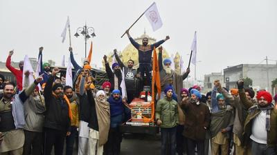A group of farmers depart for Delhi to participate in the ongoing farmers' protest against new farm laws, Amritsar, Punjab (Sameer Sehgal/Hindustan Times) A group of farmers depart for Delhi to participate in the ongoing farmers' protest against new farm laws, Amritsar, Punjab (Sameer Sehgal/Hindustan Times)