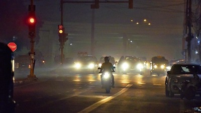 A photo from November 14 last year. The air in Delhi is fuelled to its worst levels by stubble fires, cracker bursting. (HT File Photo) A photo from November 14 last year. The air in Delhi is fuelled to its worst levels by stubble fires, cracker bursting. (HT File Photo)