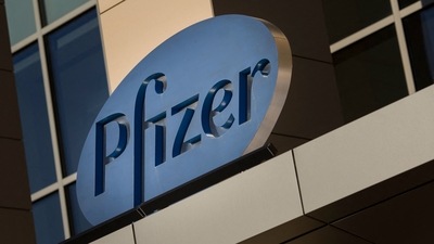 In this file photo, a sign for Pfizer pharmaceutical company is seen on a building in Cambridge, Massachusetts. (AFP) In this file photo, a sign for Pfizer pharmaceutical company is seen on a building in Cambridge, Massachusetts. (AFP)