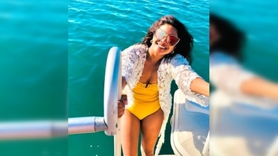 Priyanka Chopra stopped for a photo before she took a dip in the sea. (Instagram/@priyankachopra) Priyanka Chopra stopped for a photo before she took a dip in the sea. (Instagram/@priyankachopra)