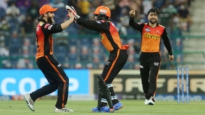 Sunrisers Hyderabad players celebrate Sunrisers Hyderabad players celebrate 