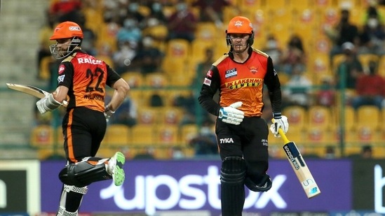Jason Roy of Sunrisers Hyderabad and Kane Williamson captain of Sunrisers Hyderabad during the Vivo Indian Premier League match between the Kane Williamson captain of Sunrisers Hyderabad and the Royal Challengers Bangalore at the Sheikh Zayed Stadium, in Abu Dhabi on Wednesday(ANI)