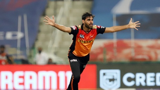 Abu Dhabi: Bhuvneshwar Kumar of Sunrisers Hyderabad successfully appeals for the wicket of Virat Kohli of Royal Challengers Bangalore during the Indian Premier League cricket match between Royal Challengers Bangalore and Sunrisers Hyderabad, at the Sheikh Zayed Stadium, Abu Dhabi in UAE, Wednesday, Oct. 2021.(PTI)