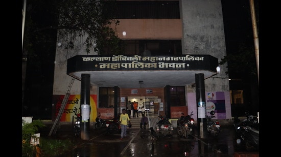The Kalyan Dombivli Municipal Corporation will set up various projects on the plots reserved for it so as to prevent encroachments (RISHIKESH CHOUDHARY/HT PHOTO)