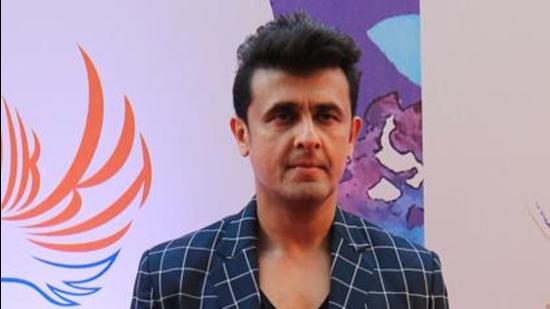 Singer Sonu Nigam was recently was in Dubai to receive the special UAE Golden Visa. Singer Sonu Nigam was recently was in Dubai to receive the special UAE Golden Visa.