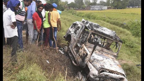 The violence broke out minutes ahead of UP deputy chief minister Keshav Prasad Maurya’s visit to Banbirpur village under Tikonia police station limits (File Photo)