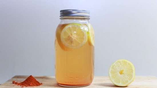 Lemon juice: This natural bleaching agent exfoliates the skin, removes dead cells and lightens underarms.(Unsplash)
