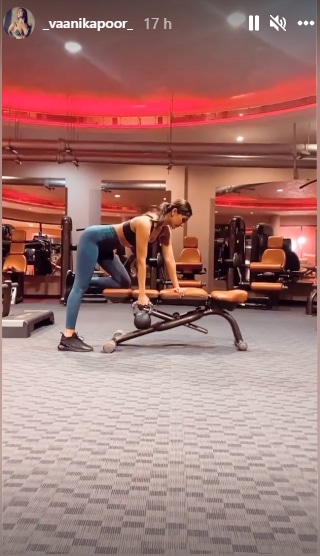 Vaani Kapoor gives a glimpse of her kettlebell workout(Instagram/_vaanikapoor_)