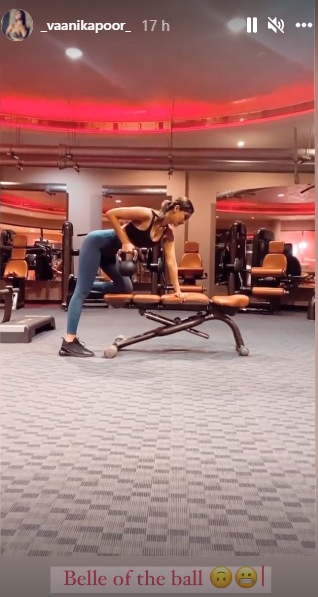 Vaani Kapoor gives a glimpse of her kettlebell workout(Instagram/_vaanikapoor_)