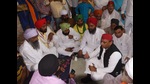 Samajwadi Party national president Akhilesh Yadav interacts with the family members of Nachattar Singh, killed in the Tikunia violence, in Lakhimpur Kheri (Deepak Gupta?HT) Samajwadi Party national president Akhilesh Yadav interacts with the family members of Nachattar Singh, killed in the Tikunia violence, in Lakhimpur Kheri (Deepak Gupta?HT)
