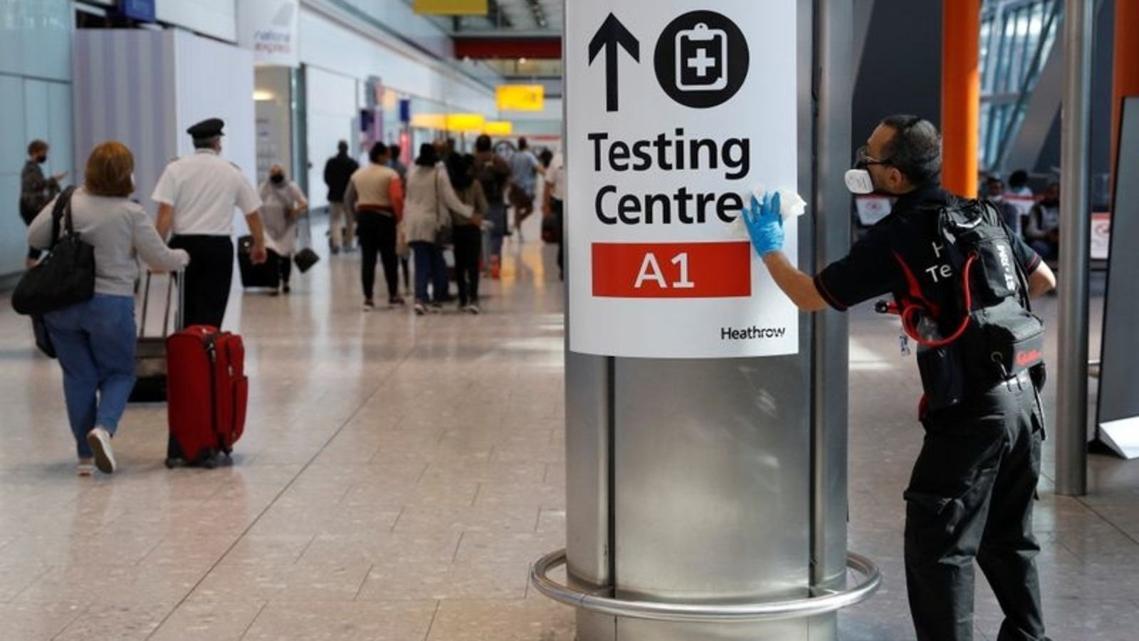 No Quarantine For Fully Vaccinated Indians Travelling To Uk From October 11 Latest News India Hindustan Times