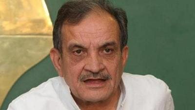 Chaudhary Birendra Singh, a former union minister, had joined in a famers’ protest in Rohtak district of Haryana last year. (HT Photo/File) Chaudhary Birendra Singh, a former union minister, had joined in a famers’ protest in Rohtak district of Haryana last year. (HT Photo/File)