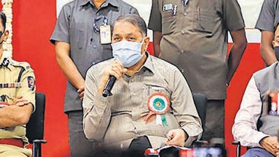 Against the backdrop of the recent seizures of the drug haul in Gujarat and raids on a cruise rave party in Mumbai, state home minister Dilip Walse Patil held a review meeting and directed to constitute anti-narcotics cell in each district. (HT File) Against the backdrop of the recent seizures of the drug haul in Gujarat and raids on a cruise rave party in Mumbai, state home minister Dilip Walse Patil held a review meeting and directed to constitute anti-narcotics cell in each district. (HT File)