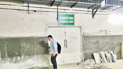 The damaged basement of the Government Institute of Medical Sciences in Greater Noida. (Sunil Ghosh/HT Photo) The damaged basement of the Government Institute of Medical Sciences in Greater Noida. (Sunil Ghosh/HT Photo)