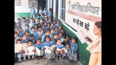 A five-point plan was drafted by the Uttar Pradesh government and will be carried out with STTAR, Ghaziabad. Teachers will receive ICT training to improve the quality of education. (HT FILE PHOTO FOR REPRESENTATION PURPOSE)