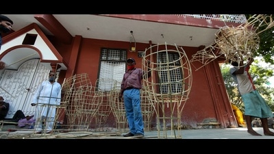 The effigy makers at Titarpur village, one of the biggest markets to buy Ravana effigies for Dussehra, says the height of Ravana effigies have reduced drastically this year and there is a lull in bookings. (Photo: Shivam Saxena/HT) The effigy makers at Titarpur village, one of the biggest markets to buy Ravana effigies for Dussehra, says the height of Ravana effigies have reduced drastically this year and there is a lull in bookings. (Photo: Shivam Saxena/HT)