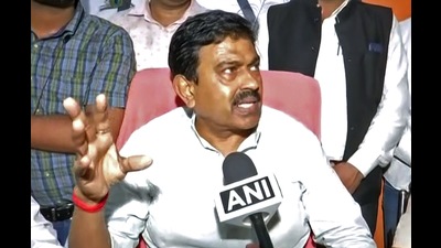 Uttar Pradesh, Oct 05 (ANI): Minister of State for Home Affairs Ajay Mishra Teni on Lakhimpur Kheri violence, in Lakhimpur on Tuesday. (ANI Photo) (ANI) Uttar Pradesh, Oct 05 (ANI): Minister of State for Home Affairs Ajay Mishra Teni on Lakhimpur Kheri violence, in Lakhimpur on Tuesday. (ANI Photo) (ANI)