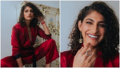 Kubbra Sait, in a ₹30K ensemble, is ‘ready to Zoom’ (Instagram/@kubbrasait) Kubbra Sait, in a ₹30K ensemble, is ‘ready to Zoom’ (Instagram/@kubbrasait)