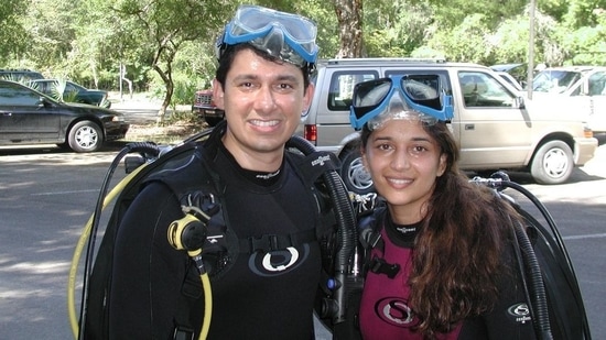 Madhuri Dixit and Dr Shriram Nene in a throwback pic.&nbsp;