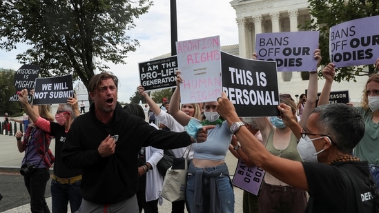 People protest for and against abortion rights outside of the U.S. Supreme Court building in Washington, D.C., U.S. October 4, 2021.&nbsp;(REUTERS)