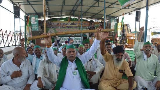 Farmers protest against the Lakhimpur Kheri incident, at the Ghazipur border protest site near Ghaziabad. (Sakib Ali/HT Archive)