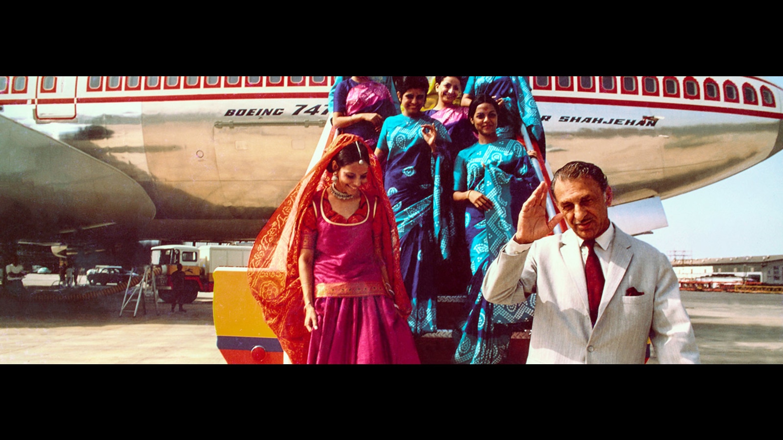 Full circle, after 7 decades: Tatas win back Air India | Latest News India  - Hindustan Times