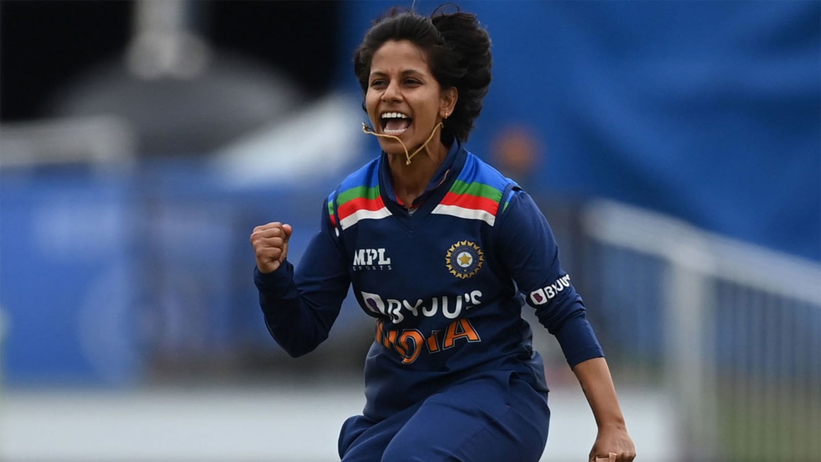 India women's surge continues as Poonam Yadav lands deal with Brisbane Heat