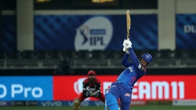 Shimron Hetmyer helped Delhi Capitals to 164/5 in 20 overs. (IPL)