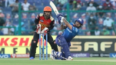 Ishan Kishan of Mumbai Indians against Sunrisers Hyderabad in an IPL 2021 match in Abu Dhabi (BCCI/IPL)