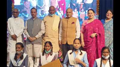 Deputy chief minister Dinesh Sharma launched the scheme in Lucknow on Friday (HT photo)