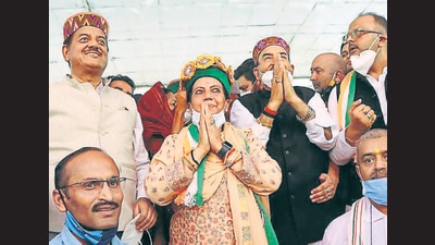 Pratibha Singh, Congress candidate from Mandi Lok Sabha seat, during a rally in Mandi on Friday. (BIRBAL SHARMA/HT)