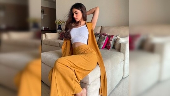 This outfit of Mouni Roy is perfect for casual outings with friends or a movie date.(Instagram/@imouniroy)