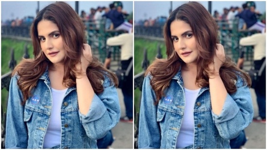 Styled by fashion stylist Bikanta Soubam Meitei, Zareen added minimal makeup to her look. In pink eye shadow, drawn eyebrows and contoured cheeks, Zareen completed her attire. She also added a dash of pink lipstick.(Instagram/@zareenkhan)