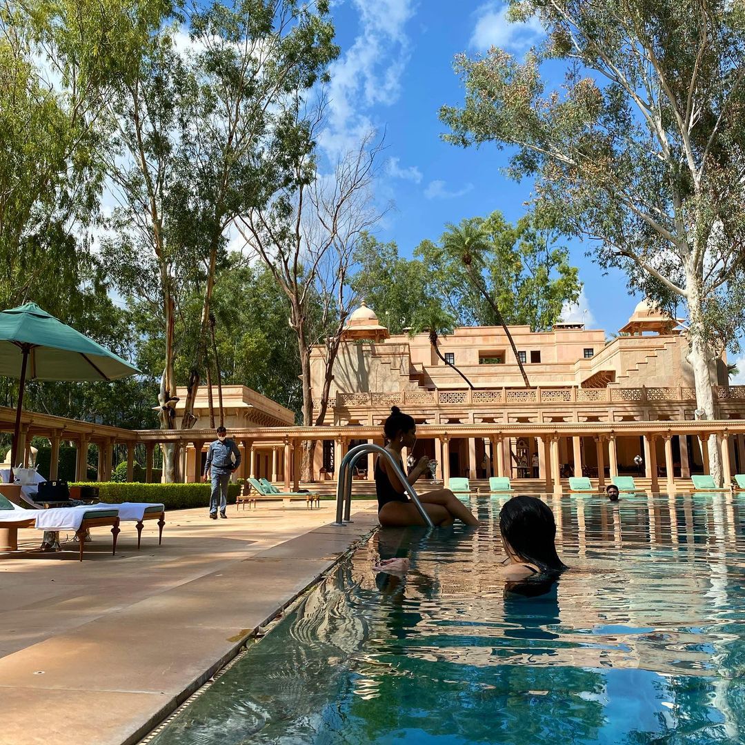 Masaba Gupta enjoys a pool day with BFF Rhea Kapoor(Instagram/masabagupta)