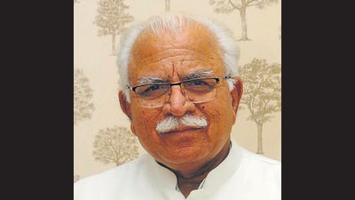 Haryana chief minister Manohar Lal Khattar is said to have told farmers that he “hoped” that the blocked national highways in state will be reopened soon. (HT FILE)