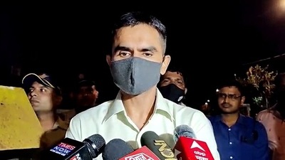 NCB zonal director Sameer Wankhede said six people have been let off by the agency in connection with the raid. (ANI) NCB zonal director Sameer Wankhede said six people have been let off by the agency in connection with the raid. (ANI)