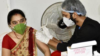 Jharkhand, Assam, Karnataka, Madhya Pradesh, Tamil Nadu, Telangana, Uttar Pradesh, Rajasthan and Delhi (NCR) have commenced Covid-19 vaccination mega camps in collaboration with the Care India, after its successful implementation in Patna. (HT PHOTO.) Jharkhand, Assam, Karnataka, Madhya Pradesh, Tamil Nadu, Telangana, Uttar Pradesh, Rajasthan and Delhi (NCR) have commenced Covid-19 vaccination mega camps in collaboration with the Care India, after its successful implementation in Patna. (HT PHOTO.)