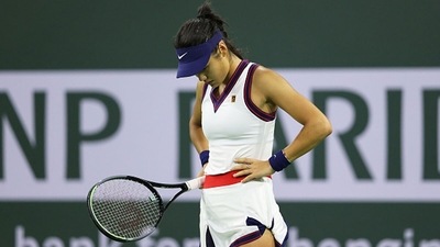 Emma Raducanu of Great Britain shows her dejection during her straight sets defeat. (Getty) Emma Raducanu of Great Britain shows her dejection during her straight sets defeat. (Getty)
