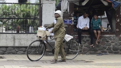 A postman on duty in Maharashtra (Representative Image/HT Photo) A postman on duty in Maharashtra (Representative Image/HT Photo)