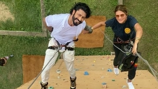 Vidyut Jammwal and Nandita Mahtani are engaged.