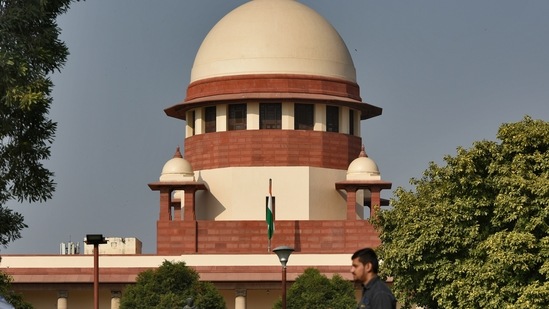 SC seeks CBSE's response on pleas alleging Board failed to compute Class 12 mark SC seeks CBSE's response on pleas alleging Board failed to compute Class 12 mark