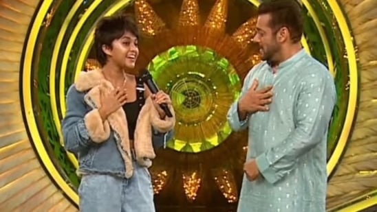 Yohani and Salman Khan on Bigg Boss 15.&nbsp;