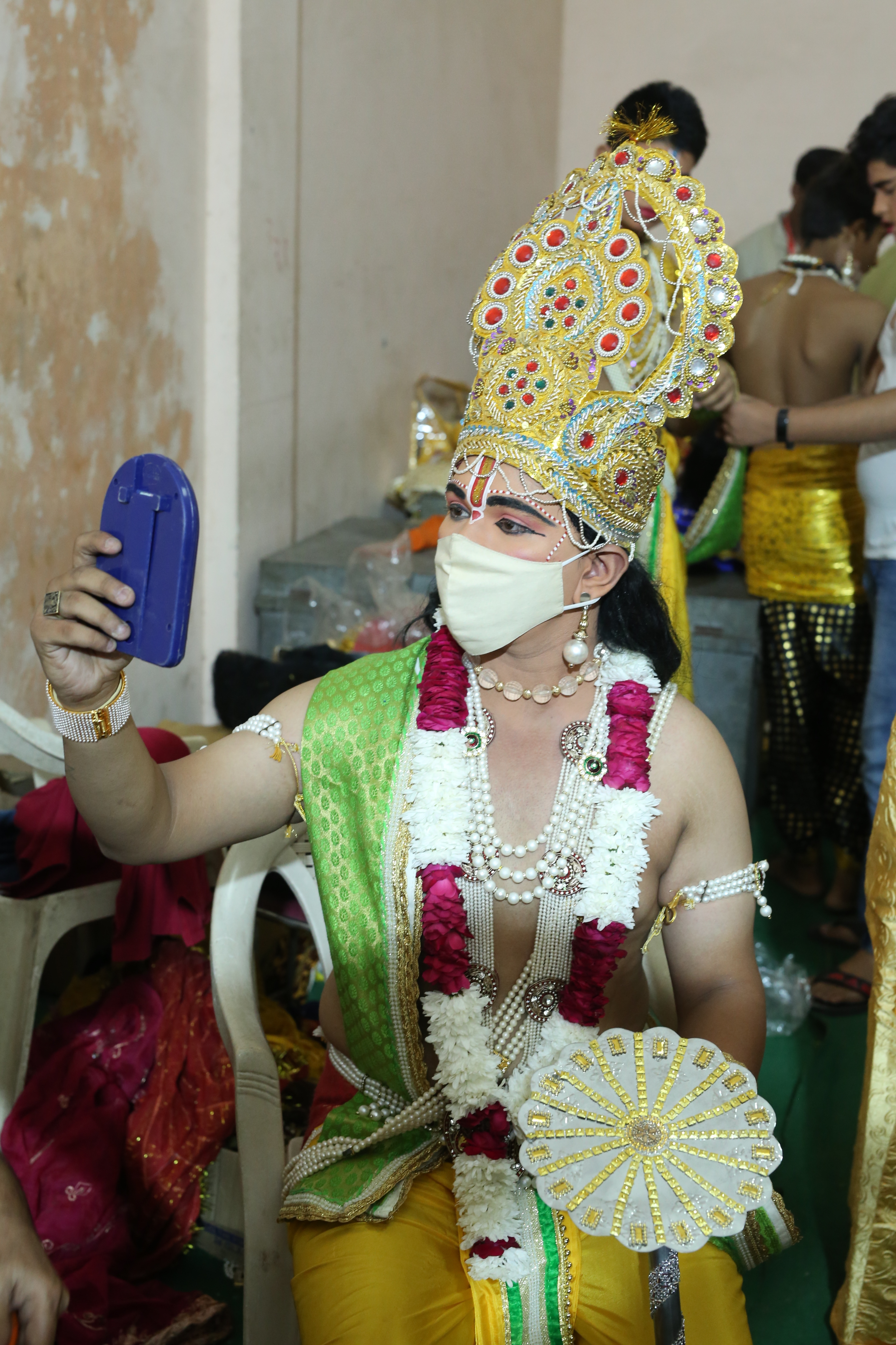 Actor Karan Bakshi says his father used to carry him as a child to watch the epic on the stage. (Photo: Manoj Verma/HT) Actor Karan Bakshi says his father used to carry him as a child to watch the epic on the stage. (Photo: Manoj Verma/HT)