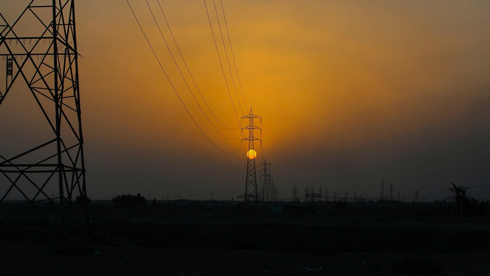 amid warning of power crisis due to coal shortage, centre lists 4 reasons | latest news india - hindustan times