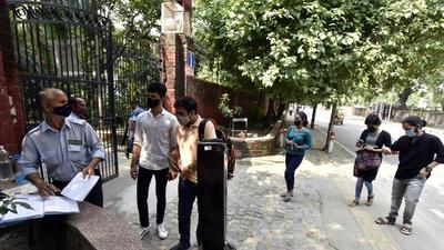 The Delhi University on Thursday said that the university equally values the academic credentials of all students. (Sanjeev Verma/HT file photo)