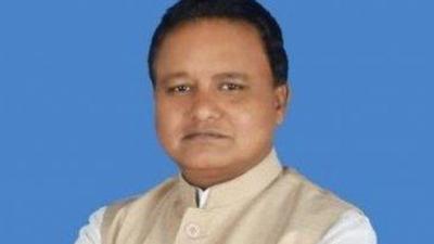 Senior BJP leader and opposition chief whip Mohan Majhi on Sunday had a narrow escape when two bike-borne men allegedly hurled two country-made bombs at his car in Keonjhar district. (SOURCED.) Senior BJP leader and opposition chief whip Mohan Majhi on Sunday had a narrow escape when two bike-borne men allegedly hurled two country-made bombs at his car in Keonjhar district. (SOURCED.)