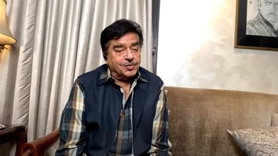 I have called spade a spade but you can't expect this from our friends., said Shatrughan Sinha.